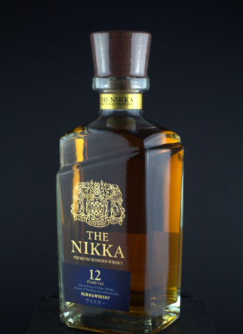 Nikka 12 front